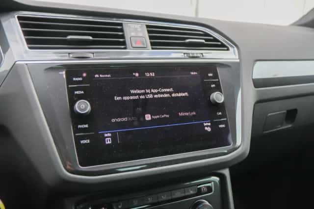 Volkswagen Tiguan (2020) thumbnail 26
