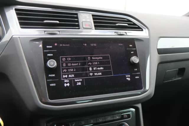 Volkswagen Tiguan (2020) thumbnail 37