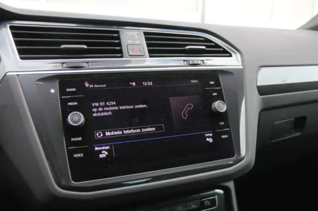 Volkswagen Tiguan (2020) thumbnail 38