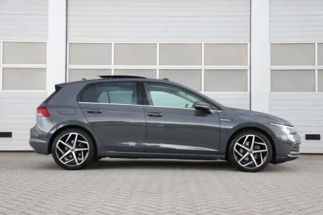Volkswagen Golf (2020) thumbnail 3
