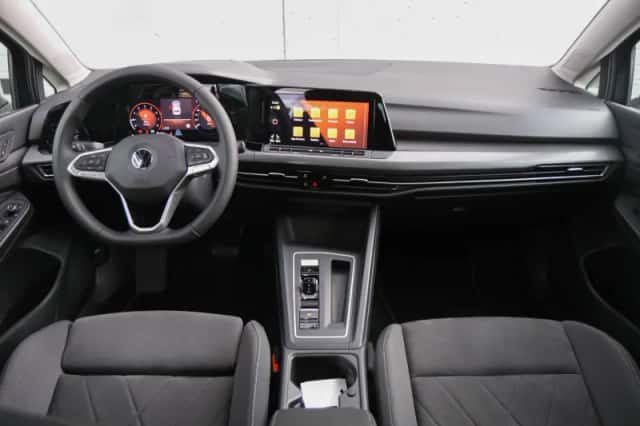 Volkswagen Golf (2020) thumbnail 5
