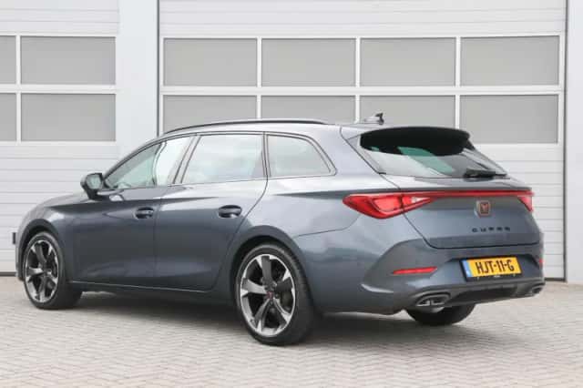 CUPRA Leon Sportstourer (2023) thumbnail 11
