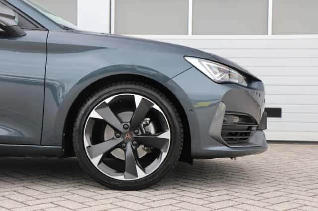 CUPRA Leon Sportstourer (2023) thumbnail 13