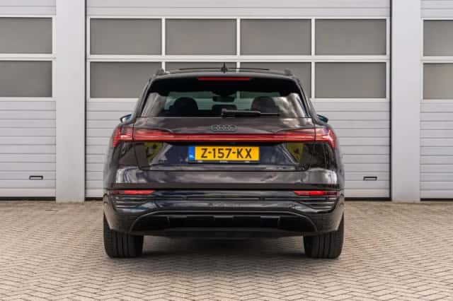 Audi Q8 e-tron (2024) thumbnail 12
