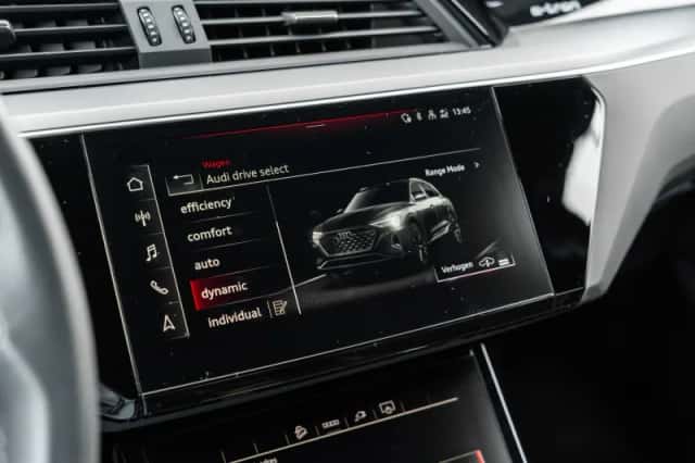 Audi Q8 e-tron (2024) thumbnail 32