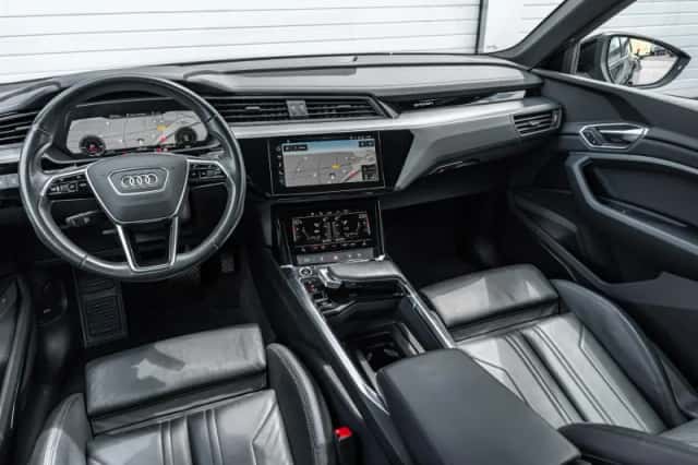 Audi e-tron (2022) thumbnail 20