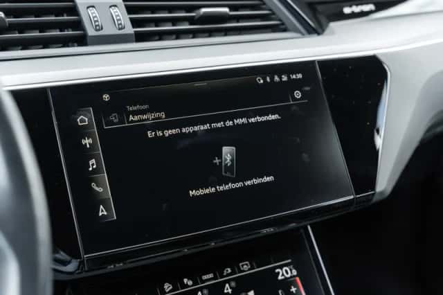 Audi e-tron (2022) thumbnail 35