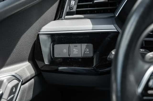 Audi e-tron (2022) thumbnail 47