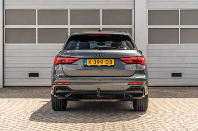 Audi Q3 (2019) thumbnail 11