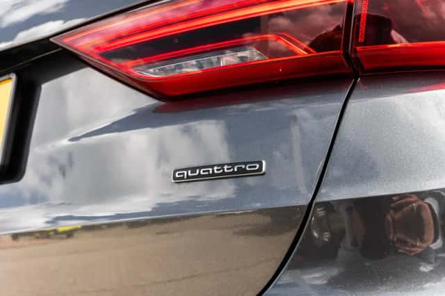 Audi Q3 (2019) thumbnail 12