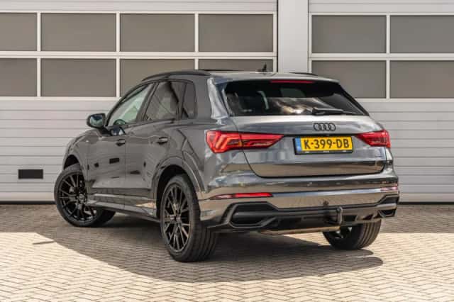 Audi Q3 (2019) thumbnail 14