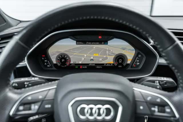 Audi Q3 (2019) thumbnail 26