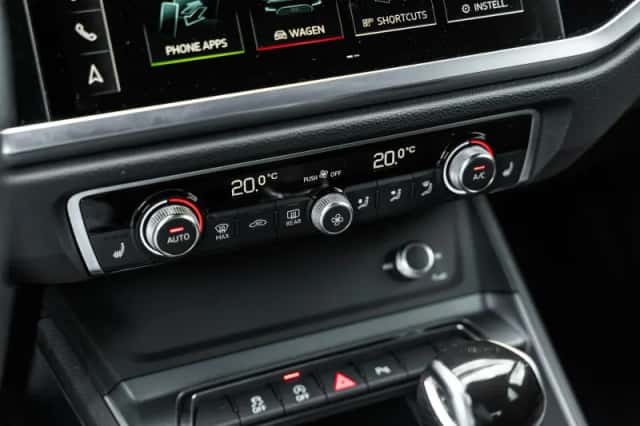 Audi Q3 (2019) thumbnail 33