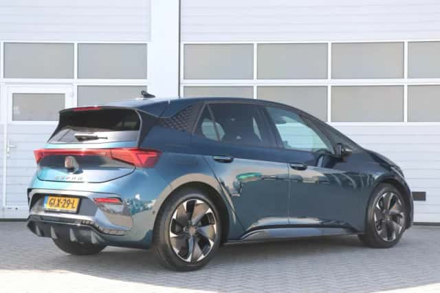 CUPRA Born (2024) thumbnail 2