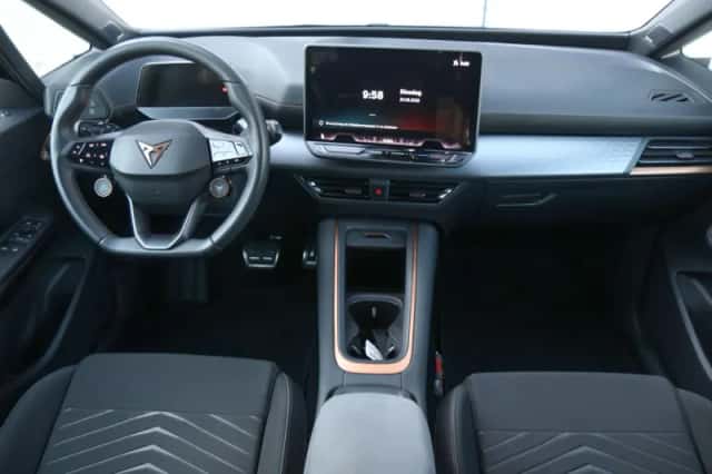 CUPRA Born (2024) thumbnail 5