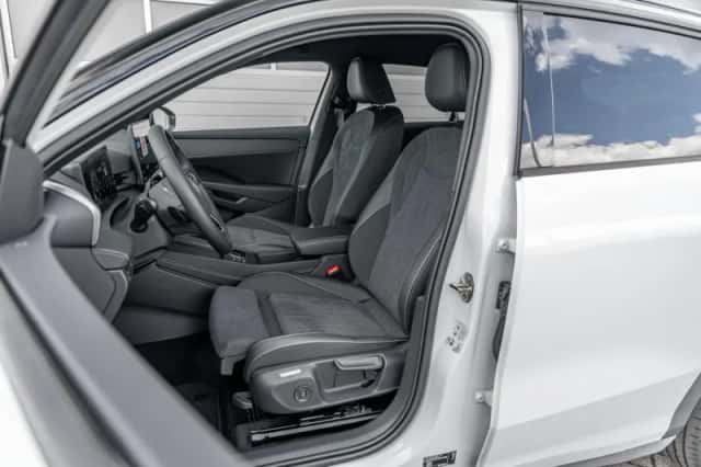 Volkswagen T-Roc (2026) thumbnail 4