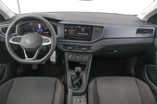 Volkswagen Polo (2024) thumbnail 5