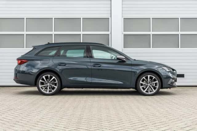 SEAT Leon Sportstourer (2026) thumbnail 3