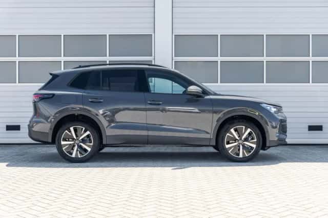 Volkswagen Tiguan (2026) thumbnail 3