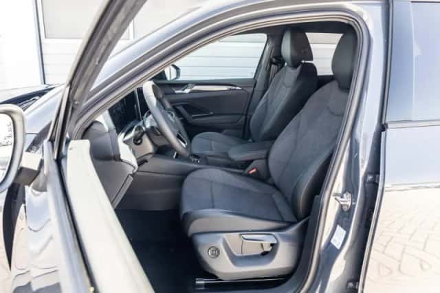 Volkswagen Tiguan (2026) thumbnail 4