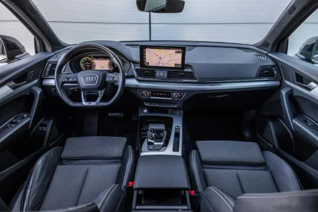 Audi Q5 (2022) thumbnail 5