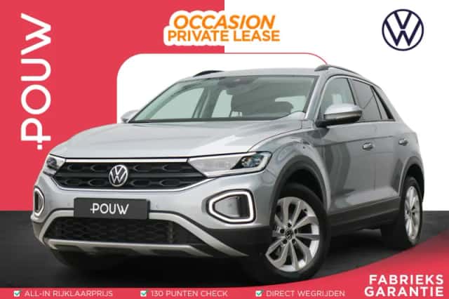 Volkswagen T-Roc (2024) thumbnail 1