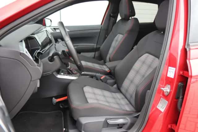 Volkswagen Polo (2023) thumbnail 4