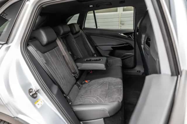 Volkswagen ID.4 (2026) thumbnail 6