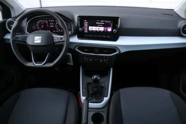 SEAT Arona (2025) thumbnail 5