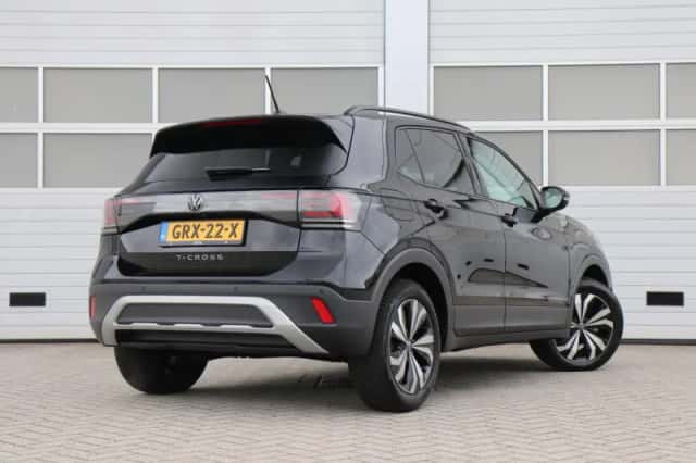 Volkswagen T-Cross (2024) thumbnail 2