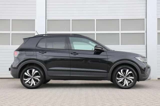 Volkswagen T-Cross (2024) thumbnail 3