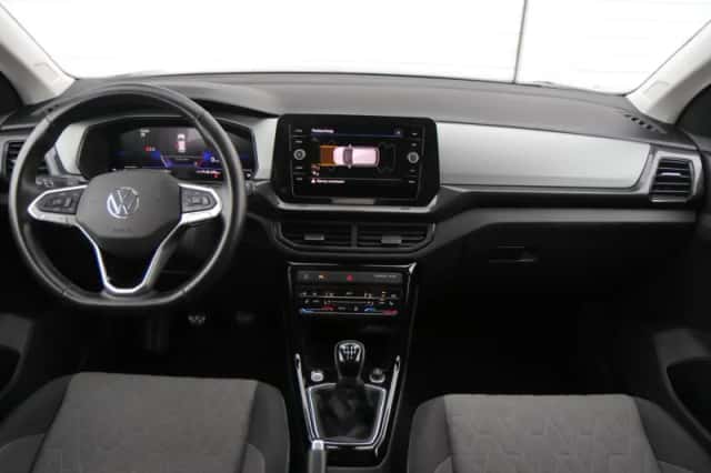Volkswagen T-Cross (2024) thumbnail 5