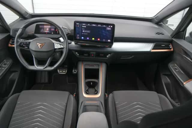 CUPRA Born (2022) thumbnail 5