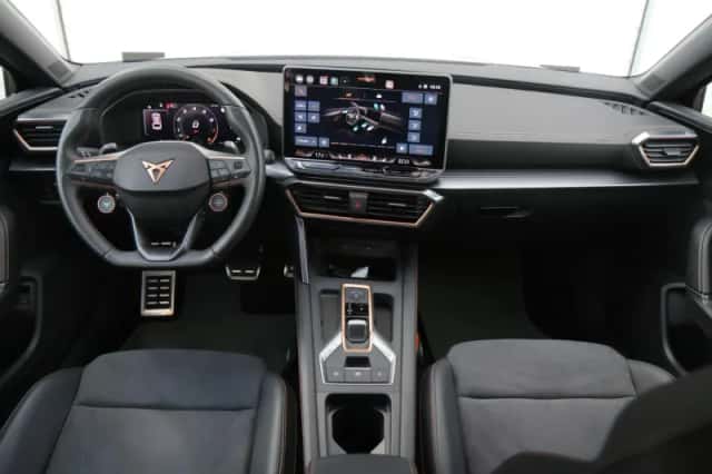 CUPRA Leon Sportstourer (2025) thumbnail 5
