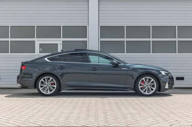 Audi A5 (2024) thumbnail 3
