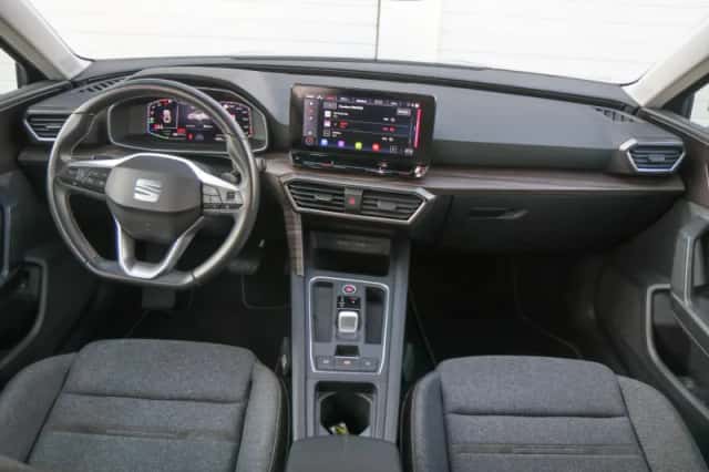 SEAT Leon Sportstourer (2023) thumbnail 5