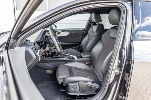 Audi A4 (2024) thumbnail 4