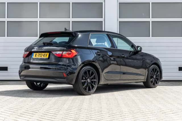 Audi A1 (2021) thumbnail 2
