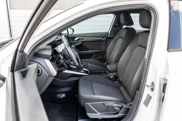 Audi A3 (2022) thumbnail 4