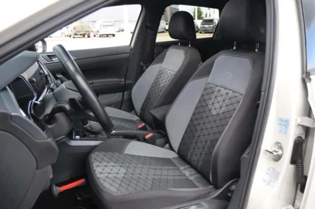 Volkswagen Taigo (2024) thumbnail 4