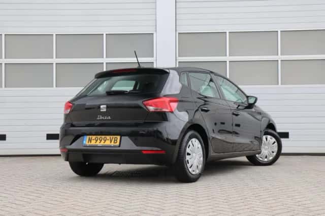 SEAT Ibiza (2022) thumbnail 2