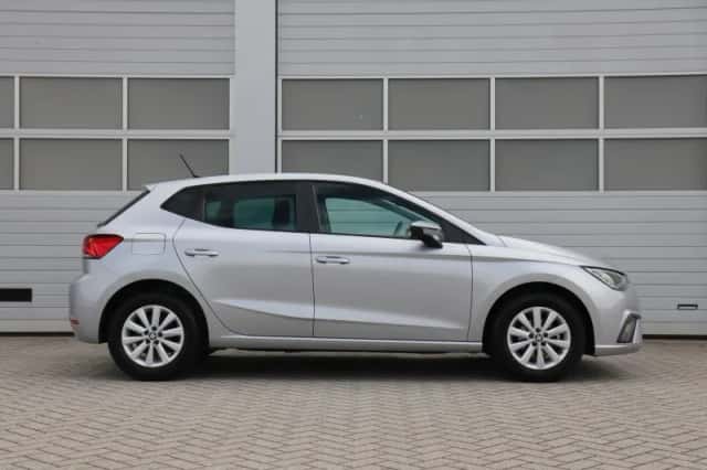 SEAT Ibiza (2020) thumbnail 3