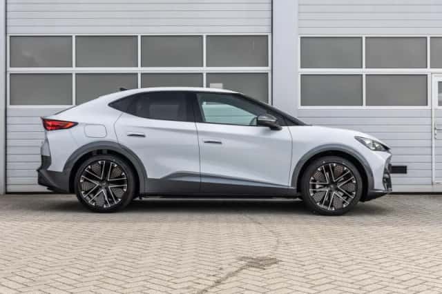 CUPRA Tavascan (2026) thumbnail 3