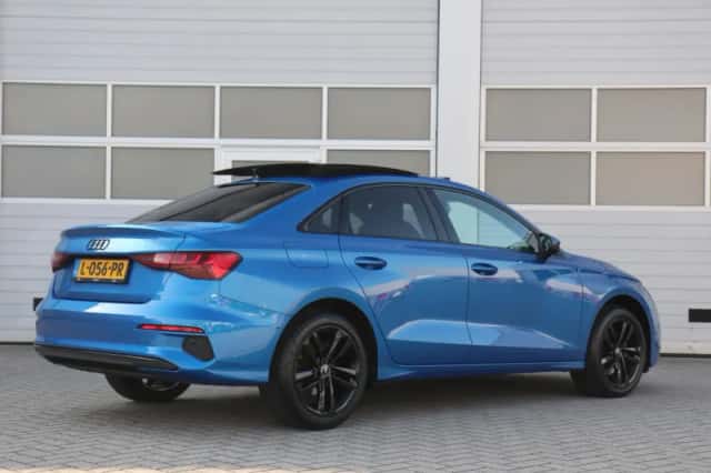 Audi A3 (2021) thumbnail 2
