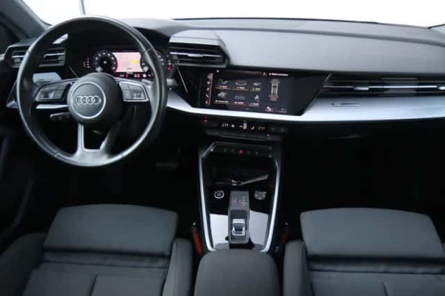 Audi A3 (2021) thumbnail 5