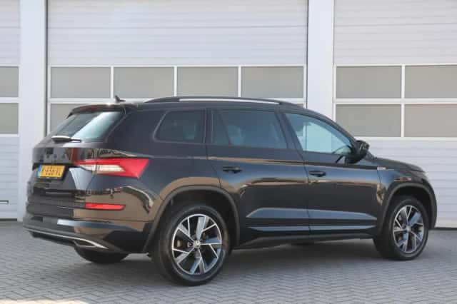 Škoda Kodiaq (2021) thumbnail 2