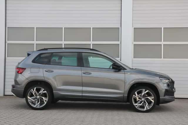 Škoda Karoq (2023) thumbnail 3