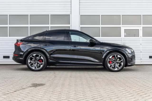 Audi SQ8 (2024) thumbnail 3