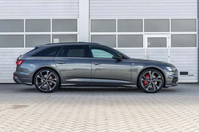 Audi A6 (2023) thumbnail 3