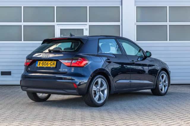 Audi A1 (2021) thumbnail 2